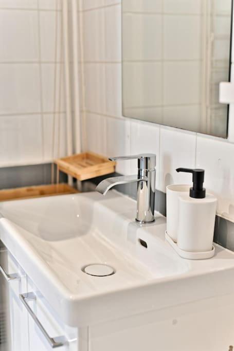 Appartement Paisible Et Central Rivoli 파리 외부 사진